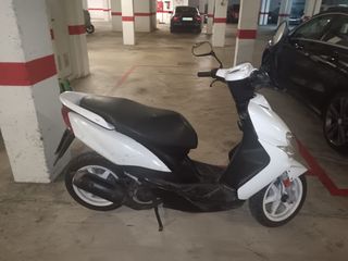 Yamaha Jog 50 RR Ciclomotor 49cc