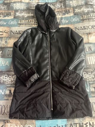 Giubbino con cappuccio