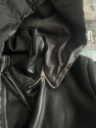 Giubbino con cappuccio