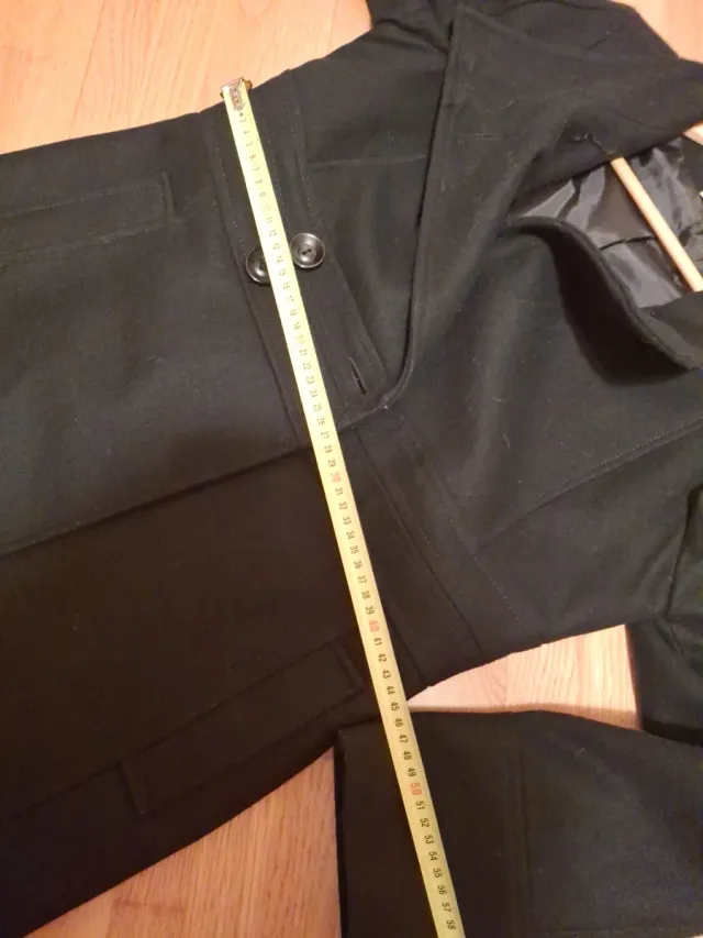 Abrigo negro de vestir