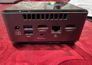 MiniPC Intel NUC7CJYH - 16GB RAM, 240GB SSD