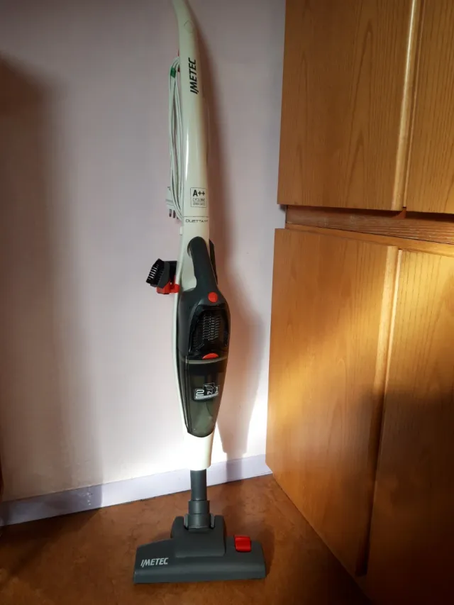 Aspirapolvere Imetec Duetta A++ senza sacco