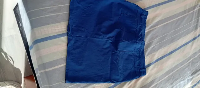 Falda corta elástica azul