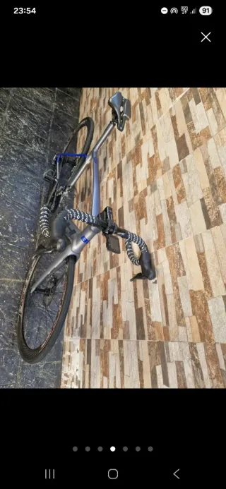 Bicicleta BH G8, talla L, ultegra di2.