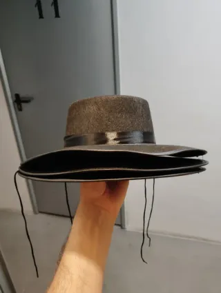 Sombrero de disfraz negro y gris