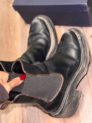 Botas Louis Vuitton Negras y Marrones, talla 37.