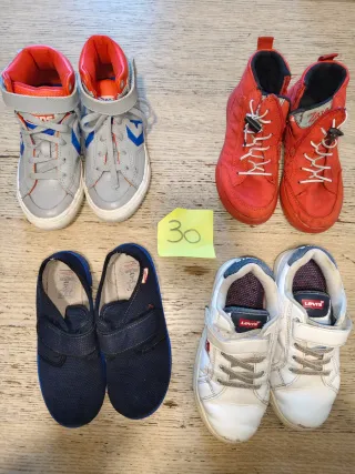 Lotto 4 scarpe bambino nr 30