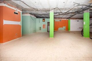 Local comercial en venta en Utrera