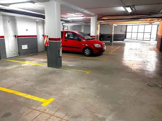 Garaje en alquiler en Bardají-Molí de Baix en Cubelles