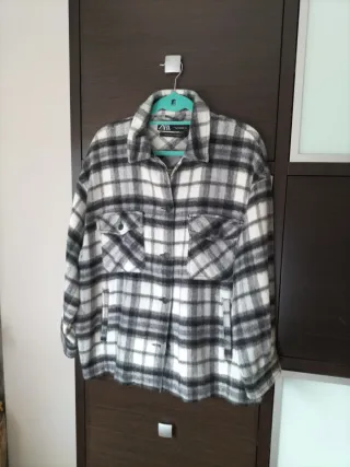 Cazadora/Sobrecamisa Zara Cuadros Talla XL