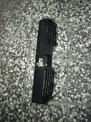 Embellecedor delantero Peugeot 206 GTI