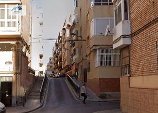 Piso en venta en Los Ángeles - Cruz de Caravaca en Almería