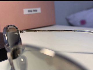 Gafas de sol Prada plateadas y verdes