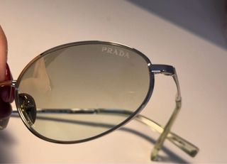Gafas de sol Prada plateadas y verdes