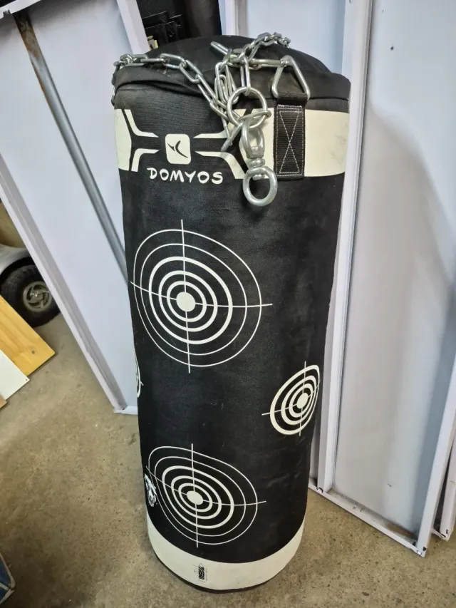 Saco de boxeo Domyos negro
