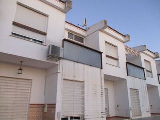 Casa adosada en venta en Lepe ciudad en Lepe