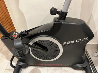 Bicicleta Estática Elíptica BH 225 CSX