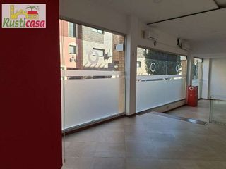 Local comercial en alquiler en Bailén