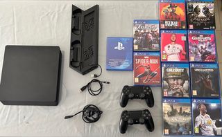PS4 (PlayStation 4) Negra + 9 Juegos
