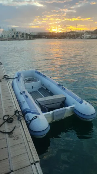 Embarcación Highfield Clasic 3.30x1.50.