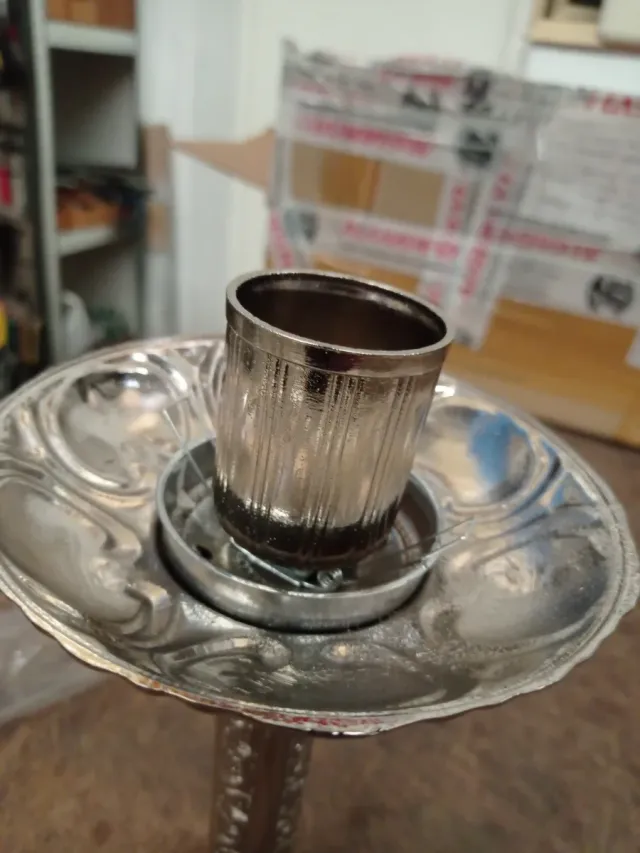 Ciriales de bronce niquelado