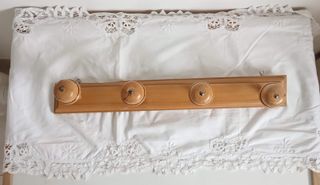 Appendiabiti da parete in legno