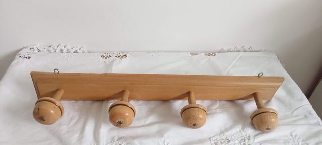 Appendiabiti da parete in legno
