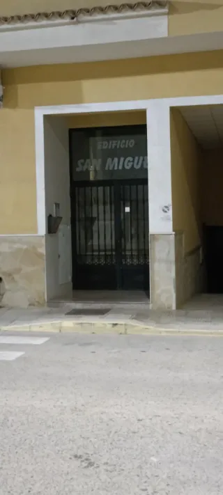 Cerrajero 24h con instalación de nuevo bombin