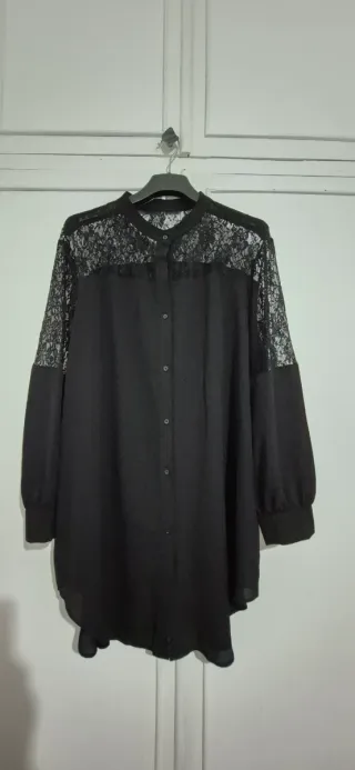 Blusa negra con encaje talla 3XL