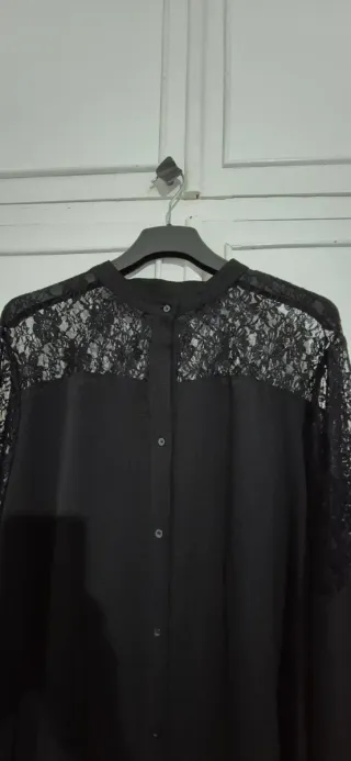 Blusa negra con encaje talla 3XL