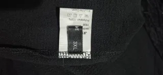 Blusa negra con encaje talla 3XL