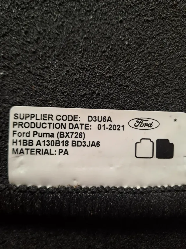 Tappeti auto neri in moquette nuovi