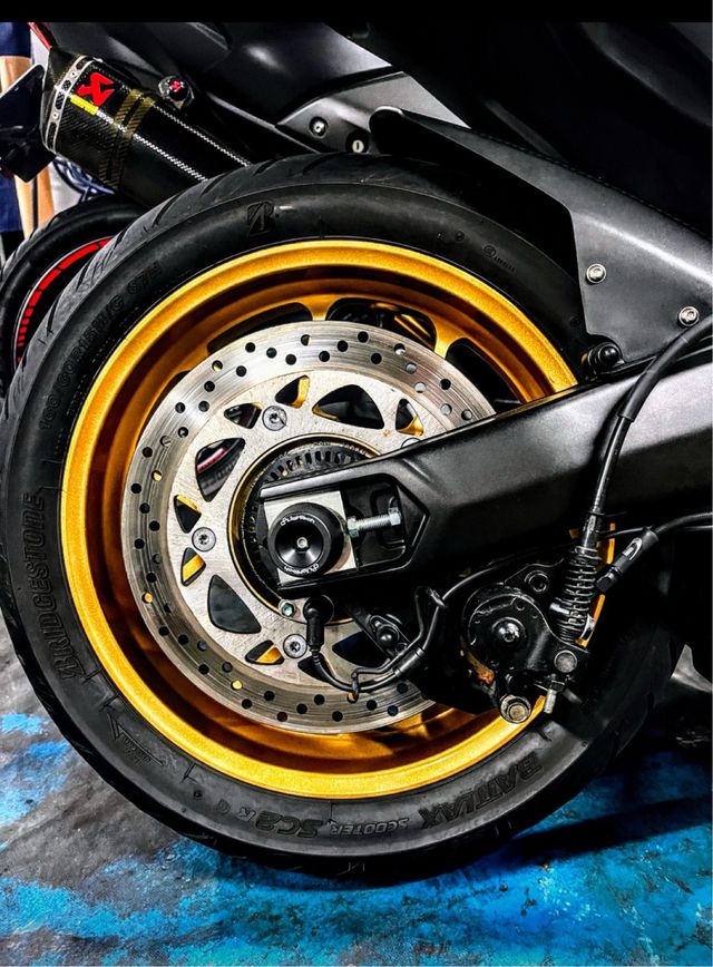 Pinza Freno Trasera Yamaha Tmax