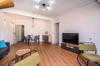 Piso en alquiler en San Blas - Santo Domigo en Alicante