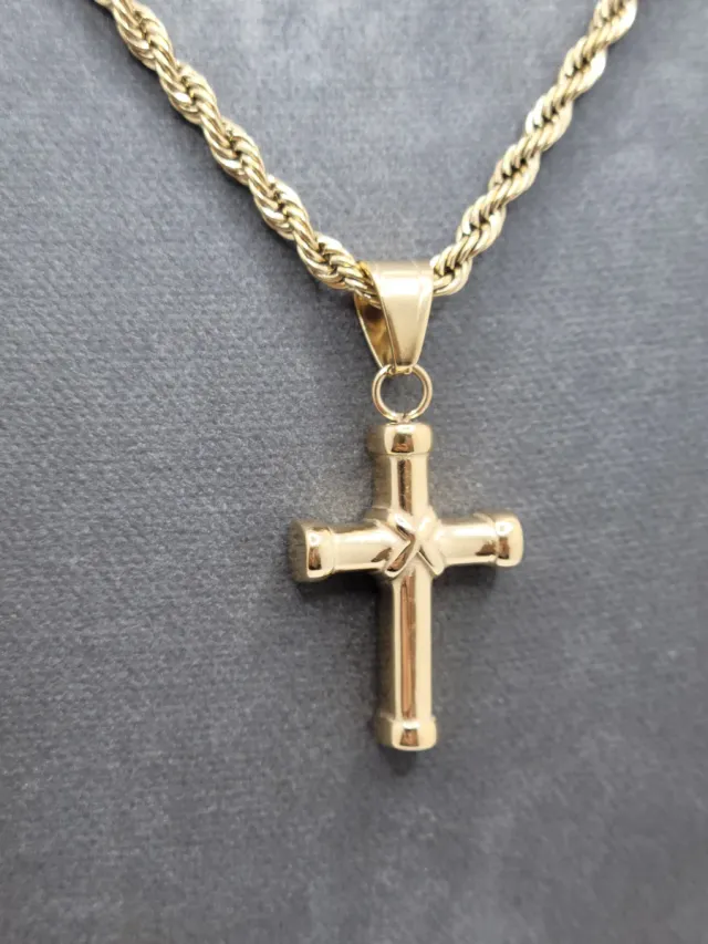 Colgante Cruz con Cordón Rizado