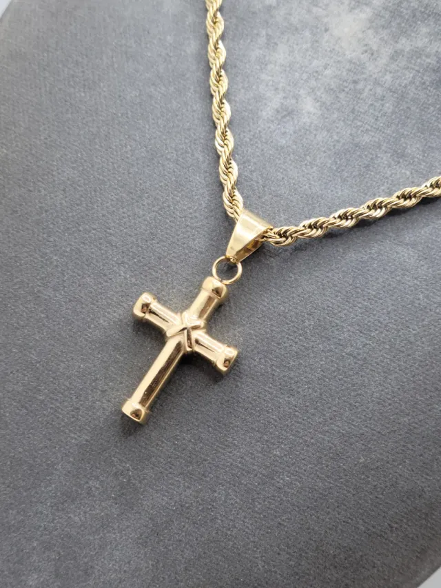 Colgante Cruz con Cordón Rizado