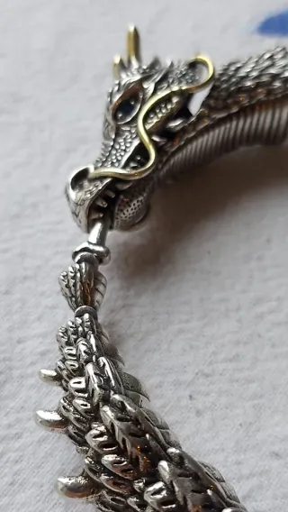 Pulsera Dragón Plata
