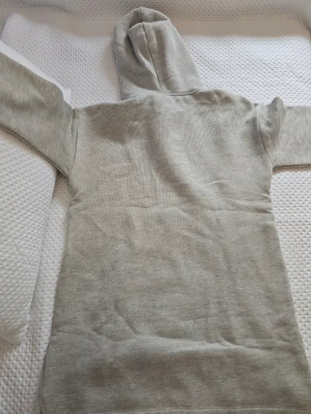 Vestido Sudadera Zara, con estampado Minnie Gris y