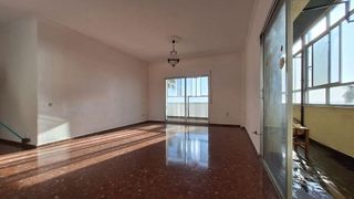 Piso en venta en Cortadura - Zona Franca  en Cádiz