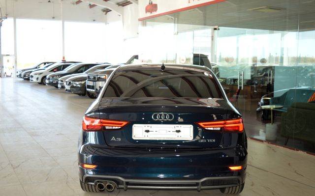  AUDI A3 Sedan S line 35 TD