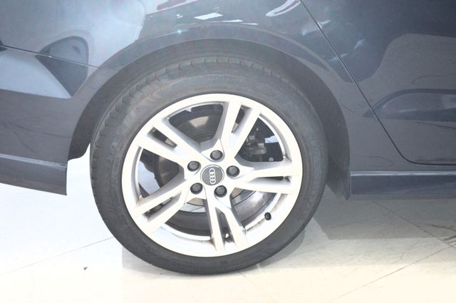  AUDI A3 Sedan S line 35 TD