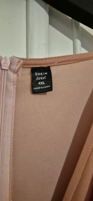 3x2. Vestido fiesta rosa talla 4XL.