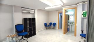 Local comercial en alquiler en Poble Nou en Manresa