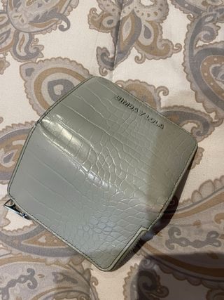 Cartera Bimba y Lola verde efecto piel