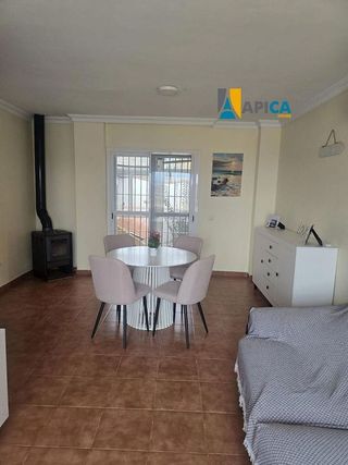 Casa adosada en alquiler en La Granja-La Colina-Los Pastores en Algeciras