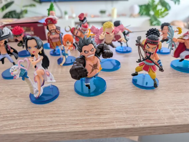 Lote 14 figuras One Piece Adverge Motion Banpresto