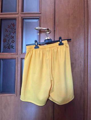 Pantaloncini Adidas Gialli