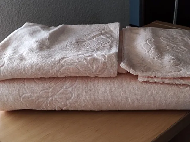 Juego de toallas rosas de algodón