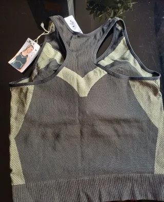 Top deportivo Crane Talla L