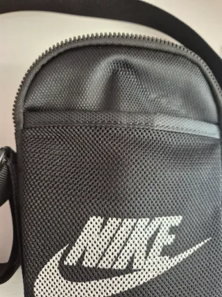 Bolso bandolera Nike negro